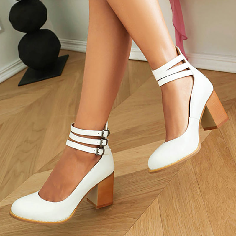 Caa™ | Elegant smooth sandals with ankle strap and chunky heel for a sophisticated look