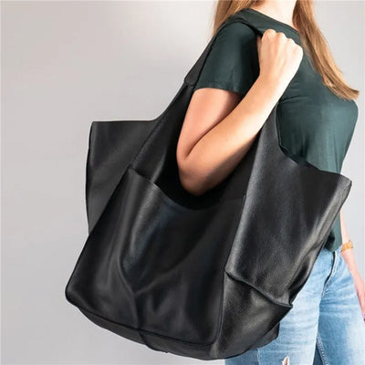 Laura's Timeless Charm | Vintage Leather Bag