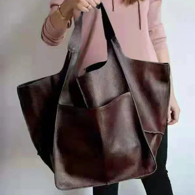 Laura's Timeless Charm | Vintage Leather Bag