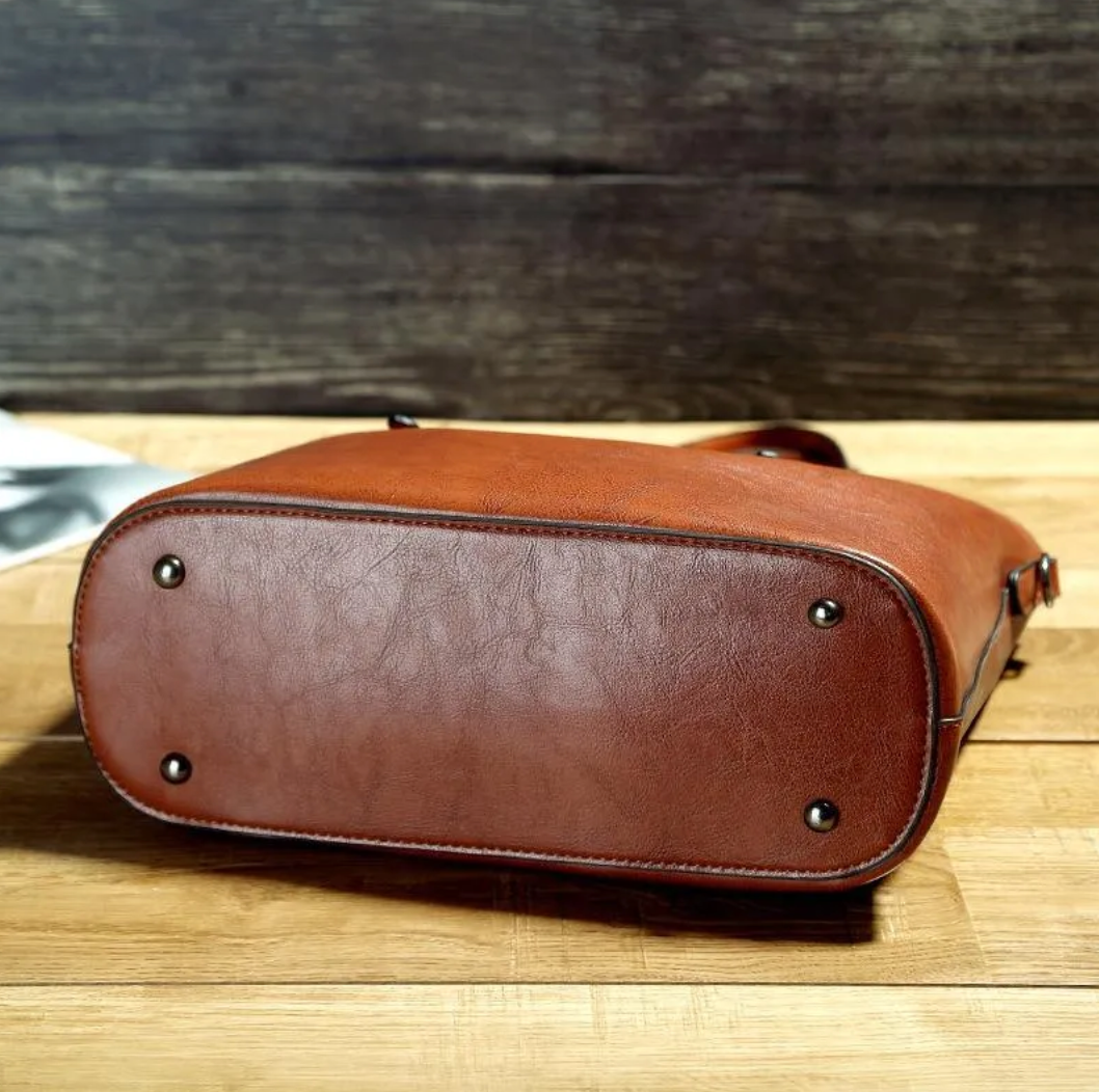 Francesca | Vintage Leather Shoulder Bag