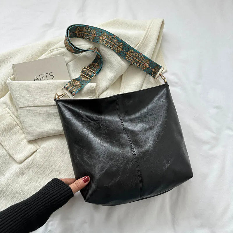 Urok Vintage Chelsea | Leather Shoulder Bag