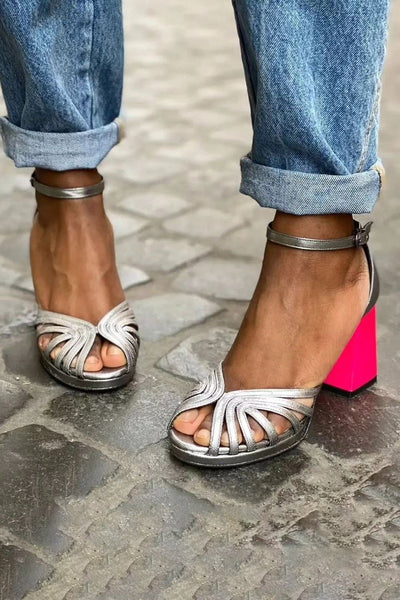 Naelle™ | Shiny sandals with a chunky heel and refined buckle for an elegant style